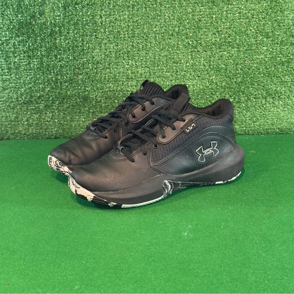 Under Armour Lockdown 7 Black Metallic Silver 3028513-004 Big Kids Boys Size 6Y - Picture 3 of 6